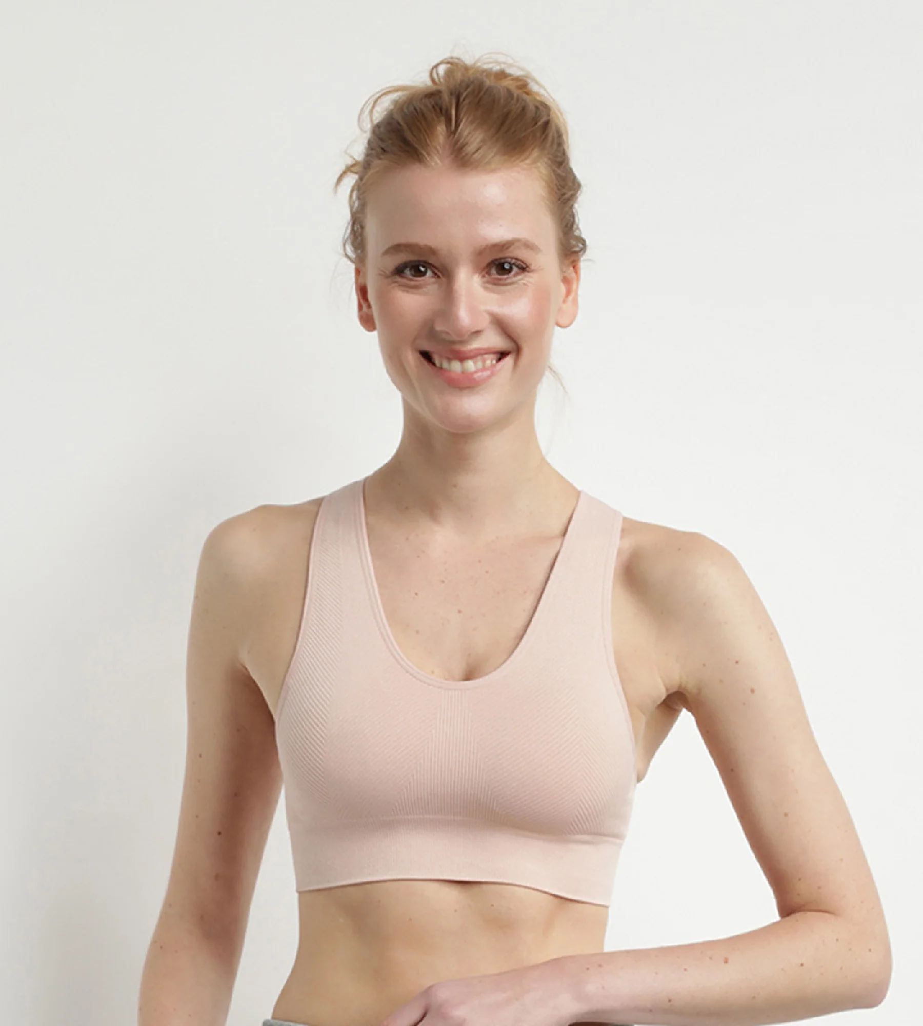 Brassière sans coutures rose amande chiné Dim Sport