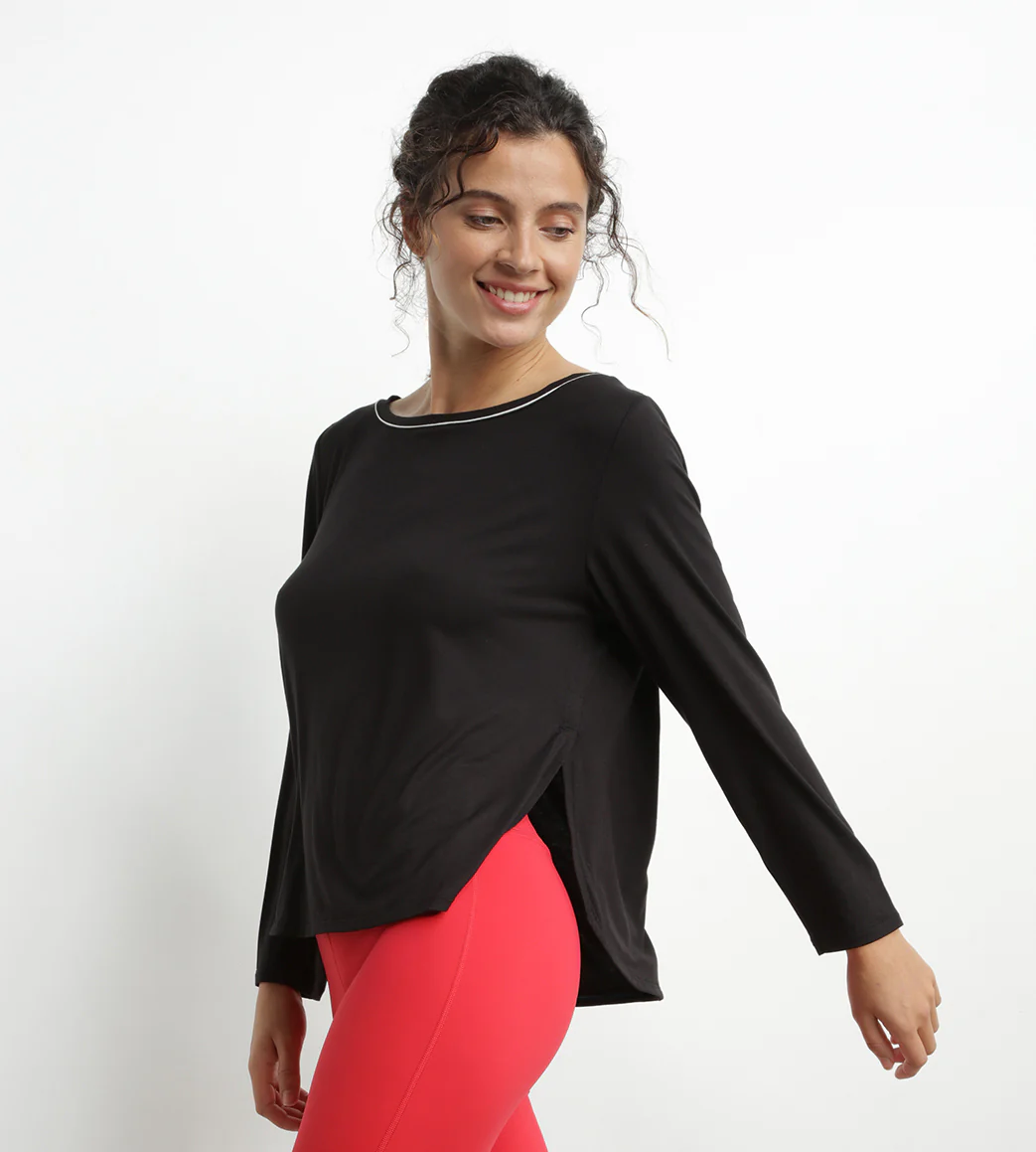 Haut de sport femme à col bateau en viscose noire Dim Move