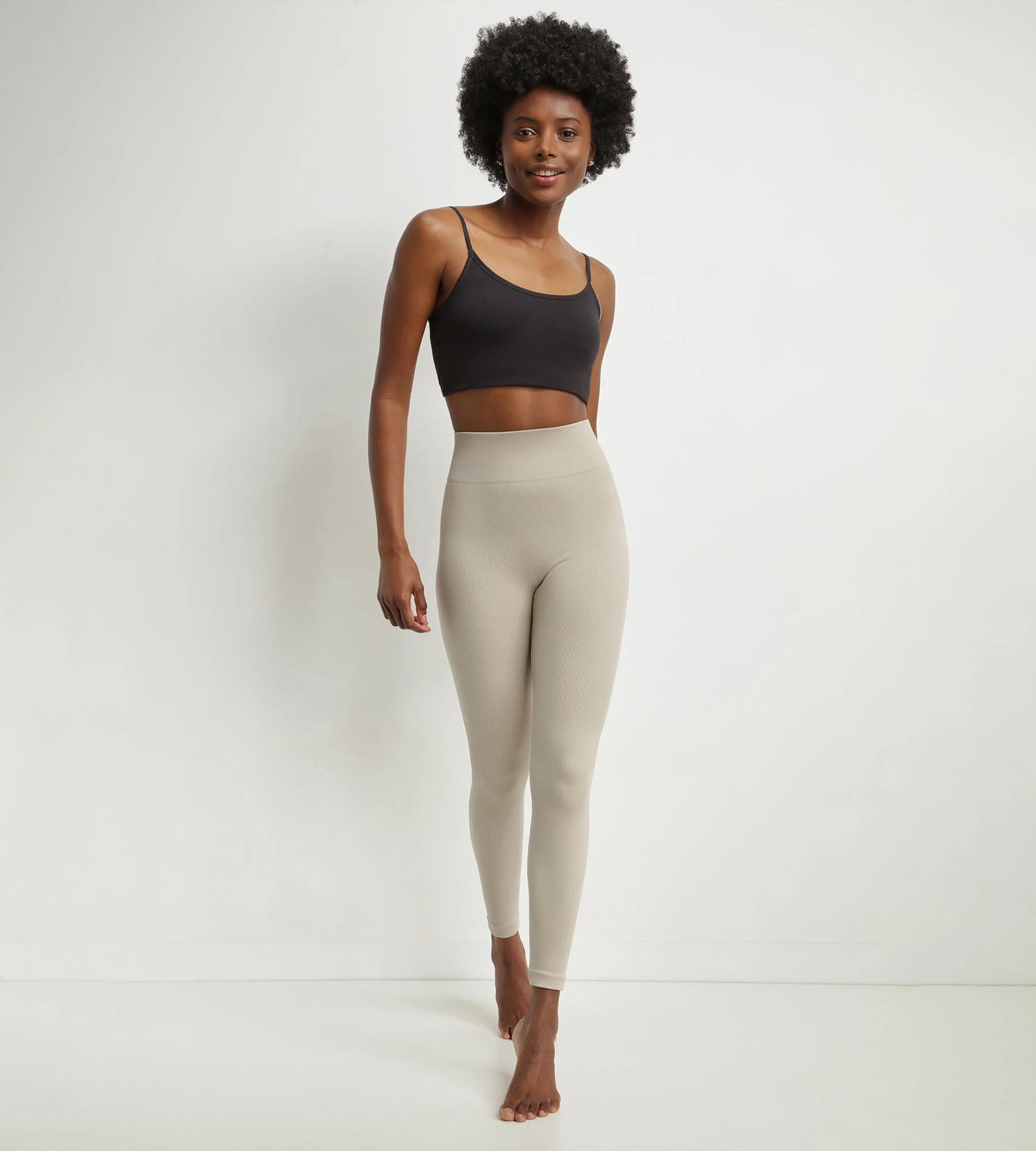 Legging femme Beige en maille côtelée Dim Comfywear - Image 3