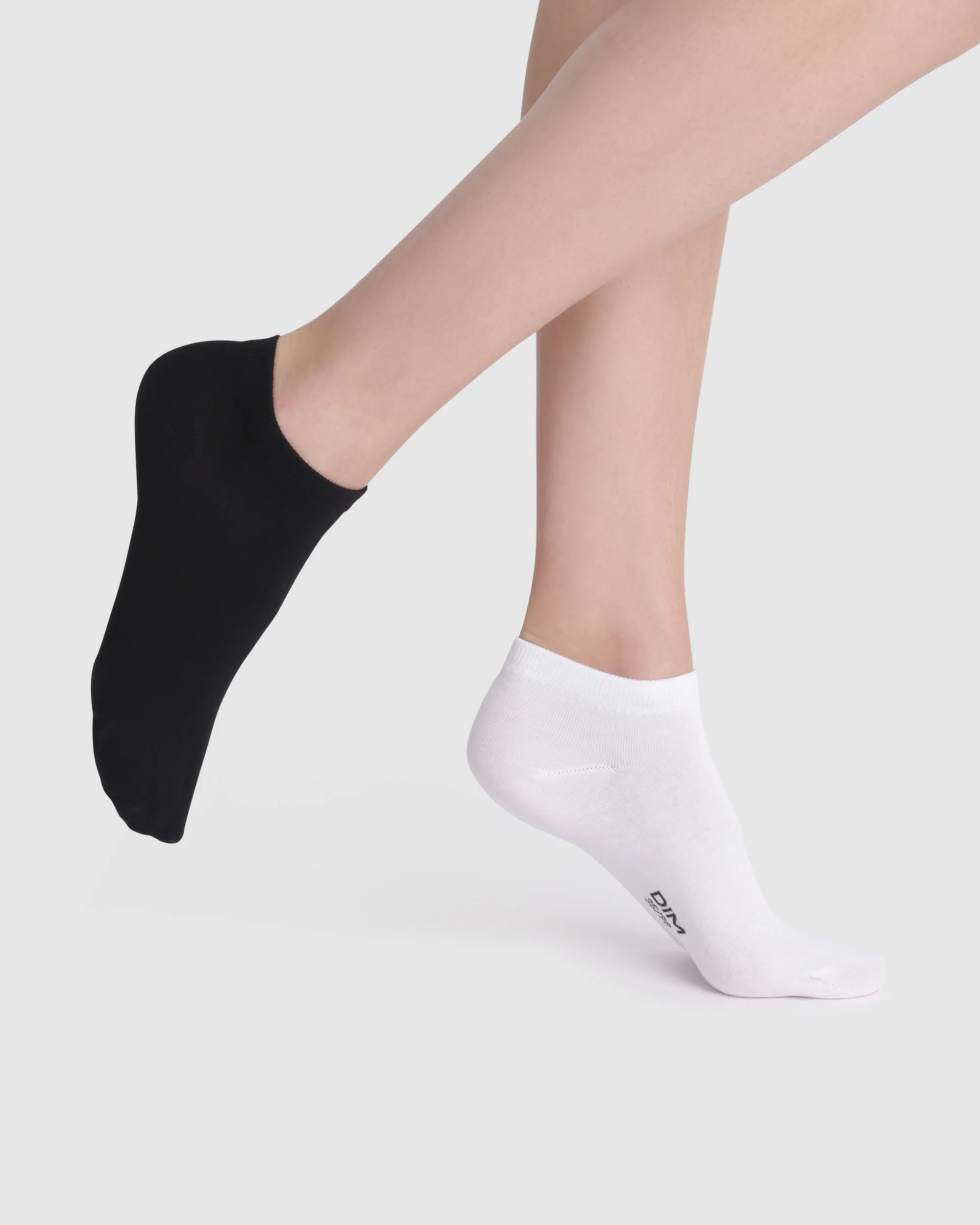 Lot de 2 socquettes courtes noires et blanches en coton Femme