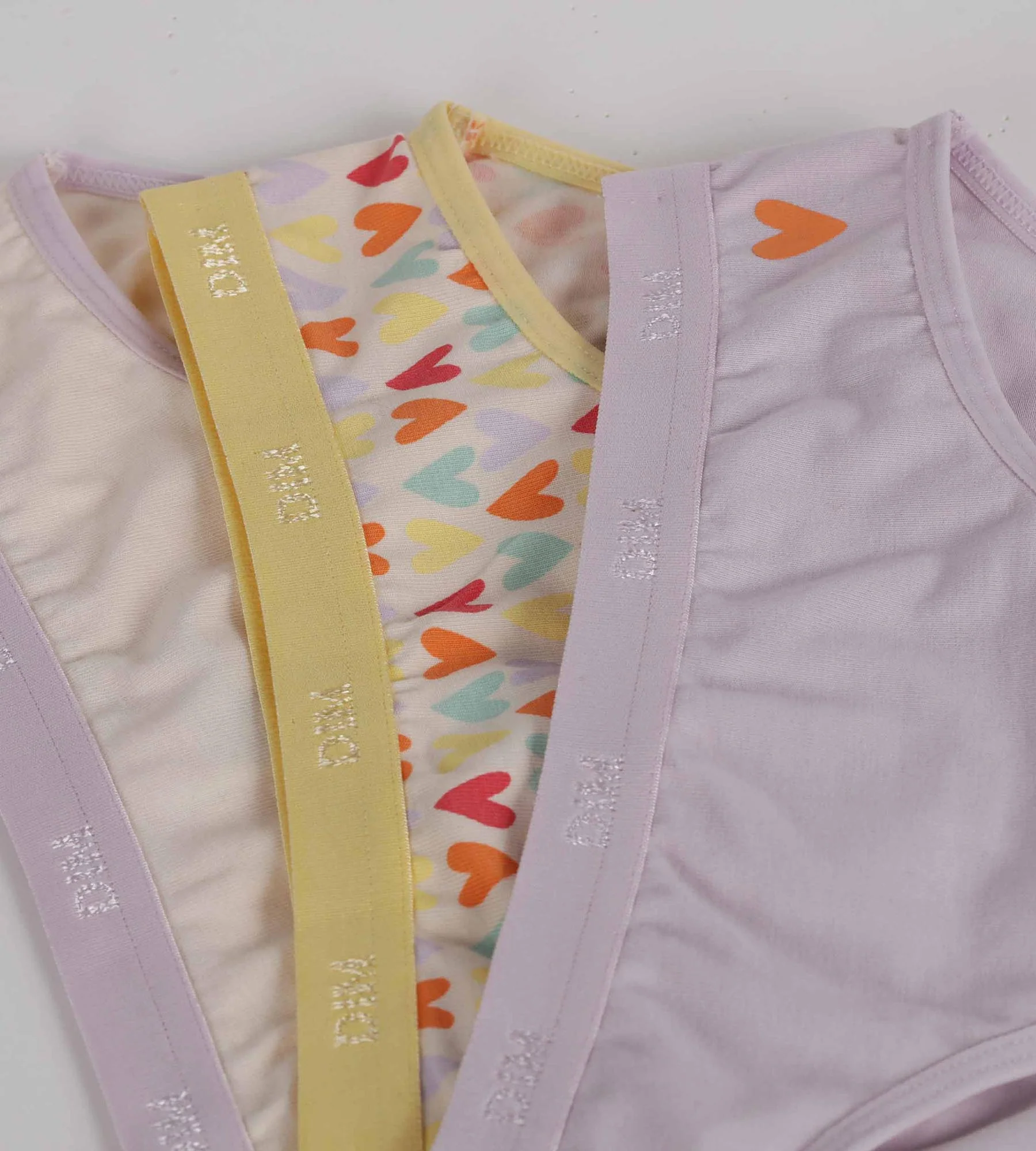 Lot de 3 culottes fille coton stretch à motif coeur Jaune Les Pockets - Image 3