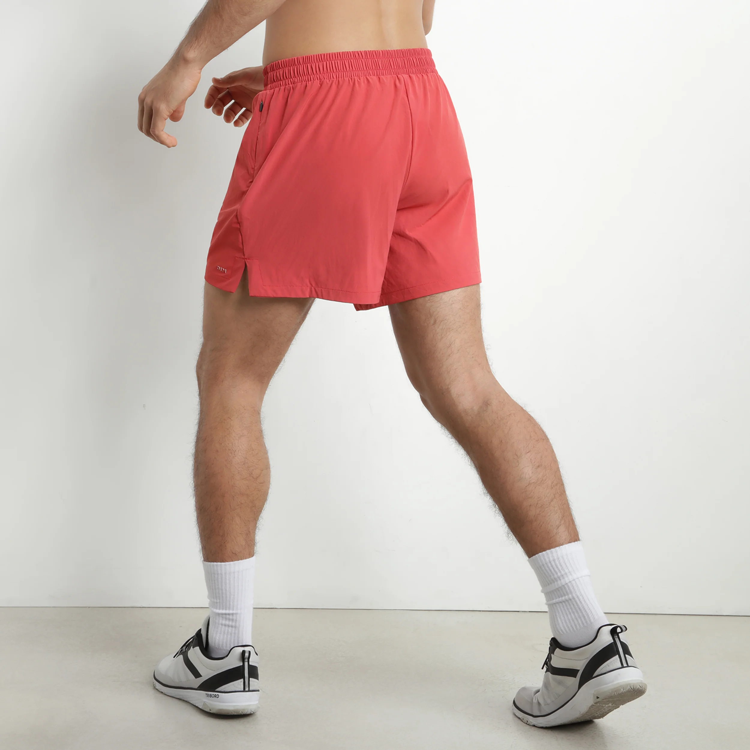 Short de sport homme en matière aérée Rouge Dim Move - Image 3