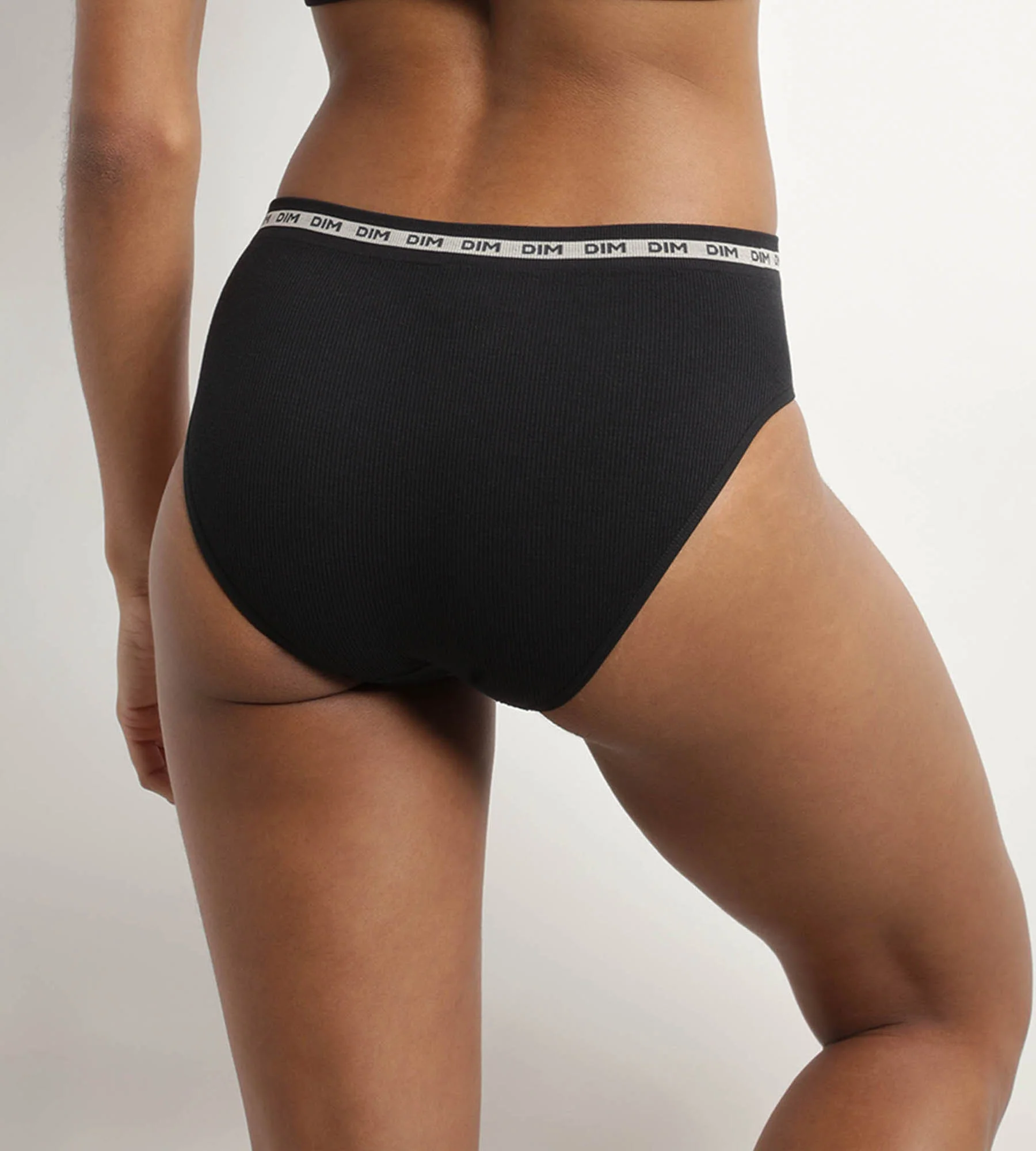 Slip femme en modal polyamide sans couture Noir Dim Icons Seamless - Image 2