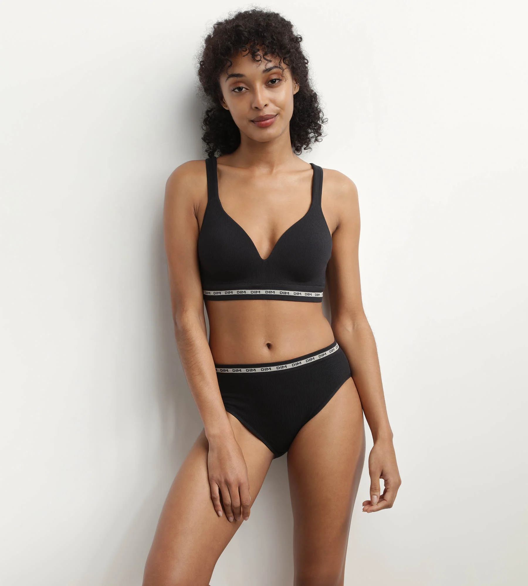 Slip femme en modal polyamide sans couture Noir Dim Icons Seamless - Image 3