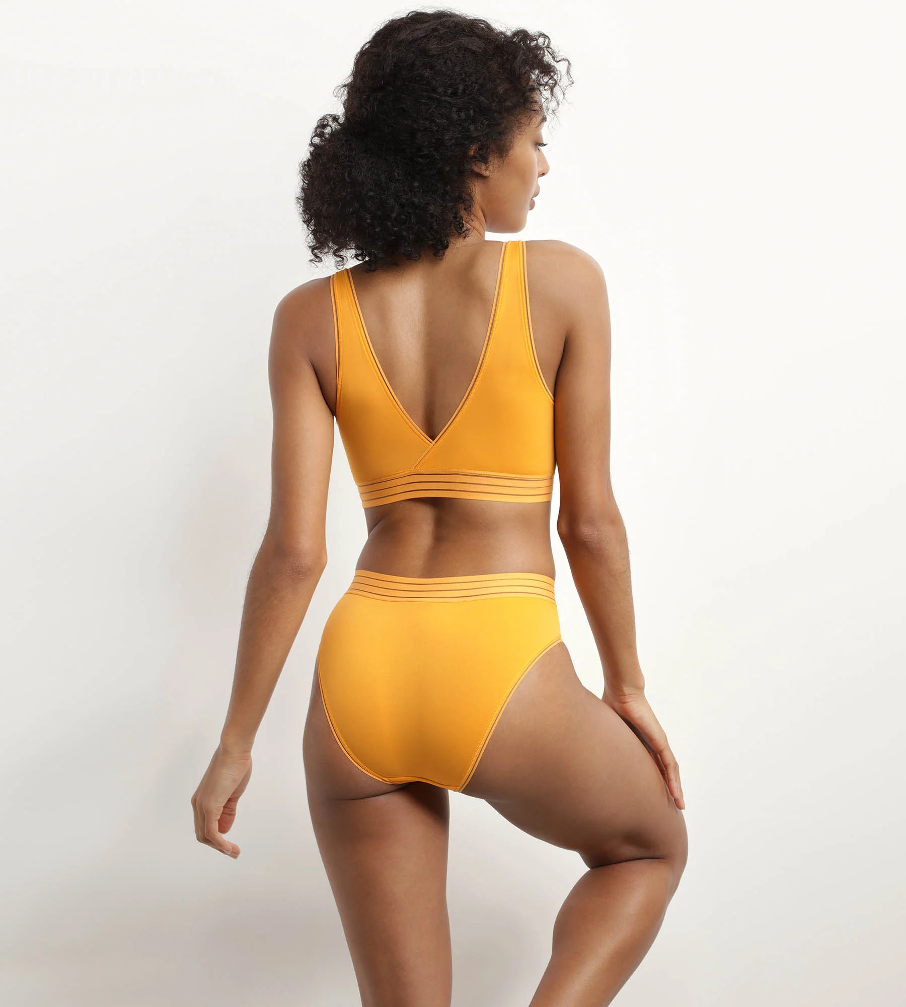 Slip femme invisible en microfibre Jaune Soleil Oh My Dim’s - Image 4