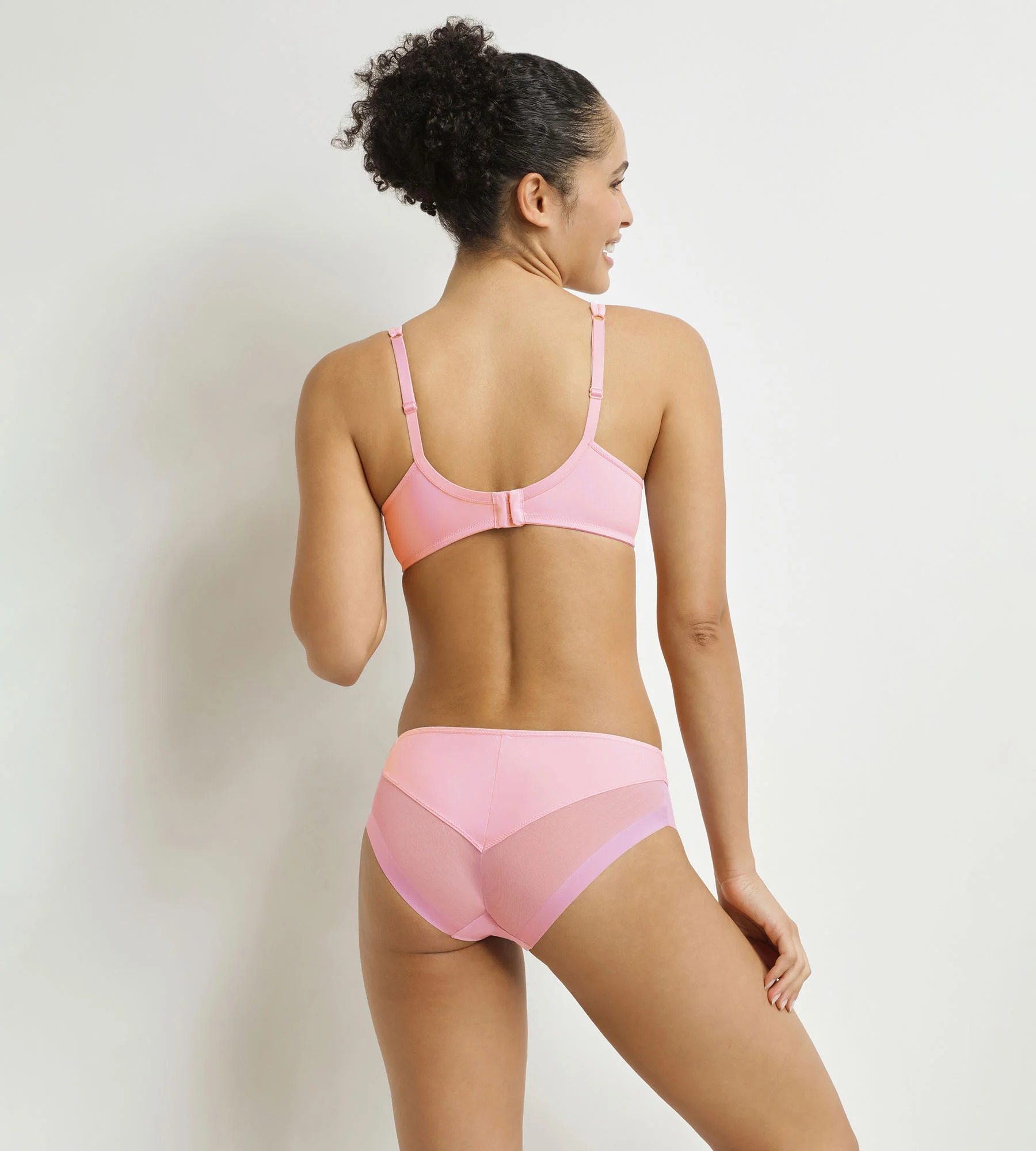 Soutien-gorge emboîtant à armatures Rose Fleuri Generous - Image 4