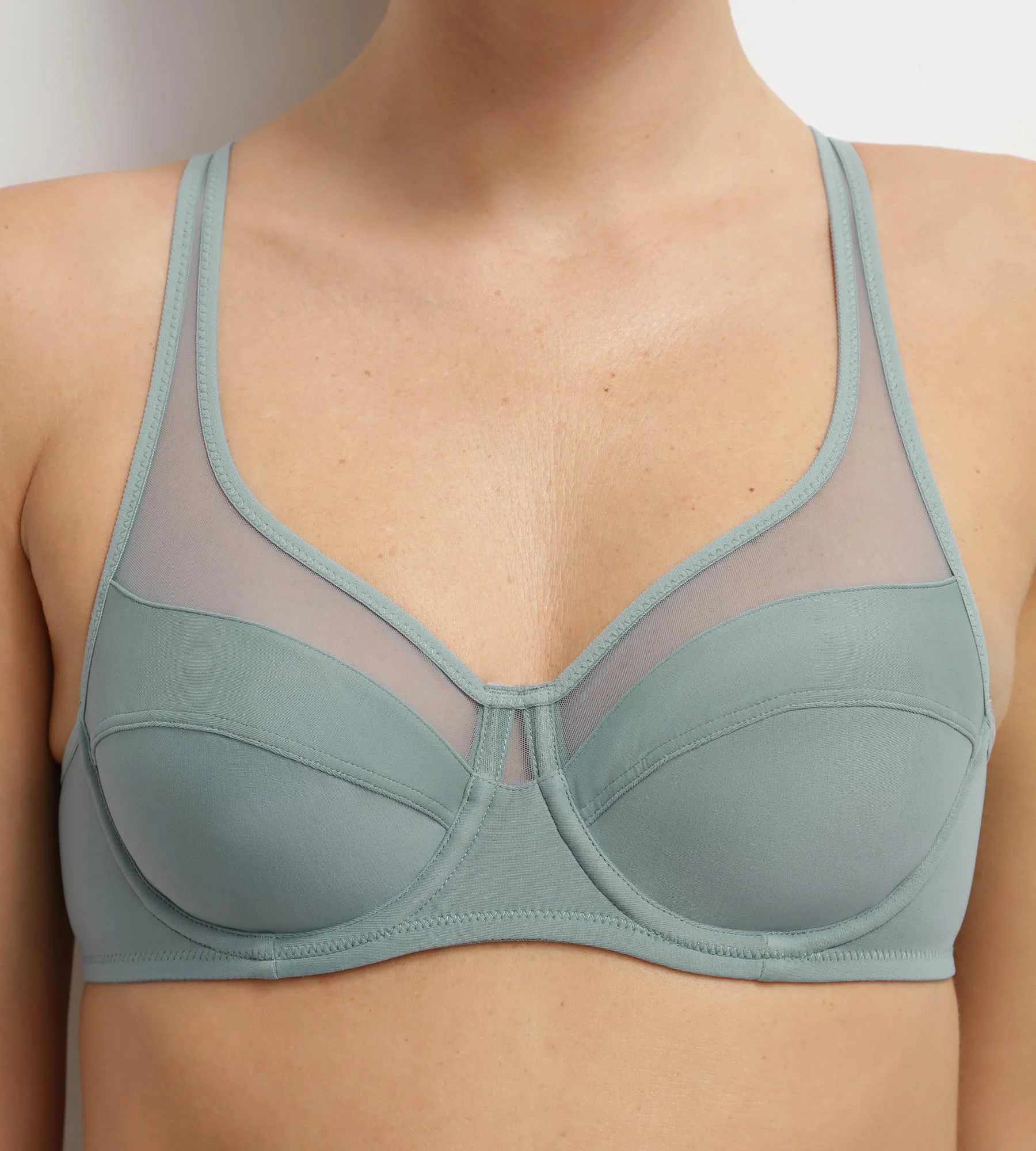 Soutien-gorge emboîtant en microfibre et tulle Sauge Generous - Image 6