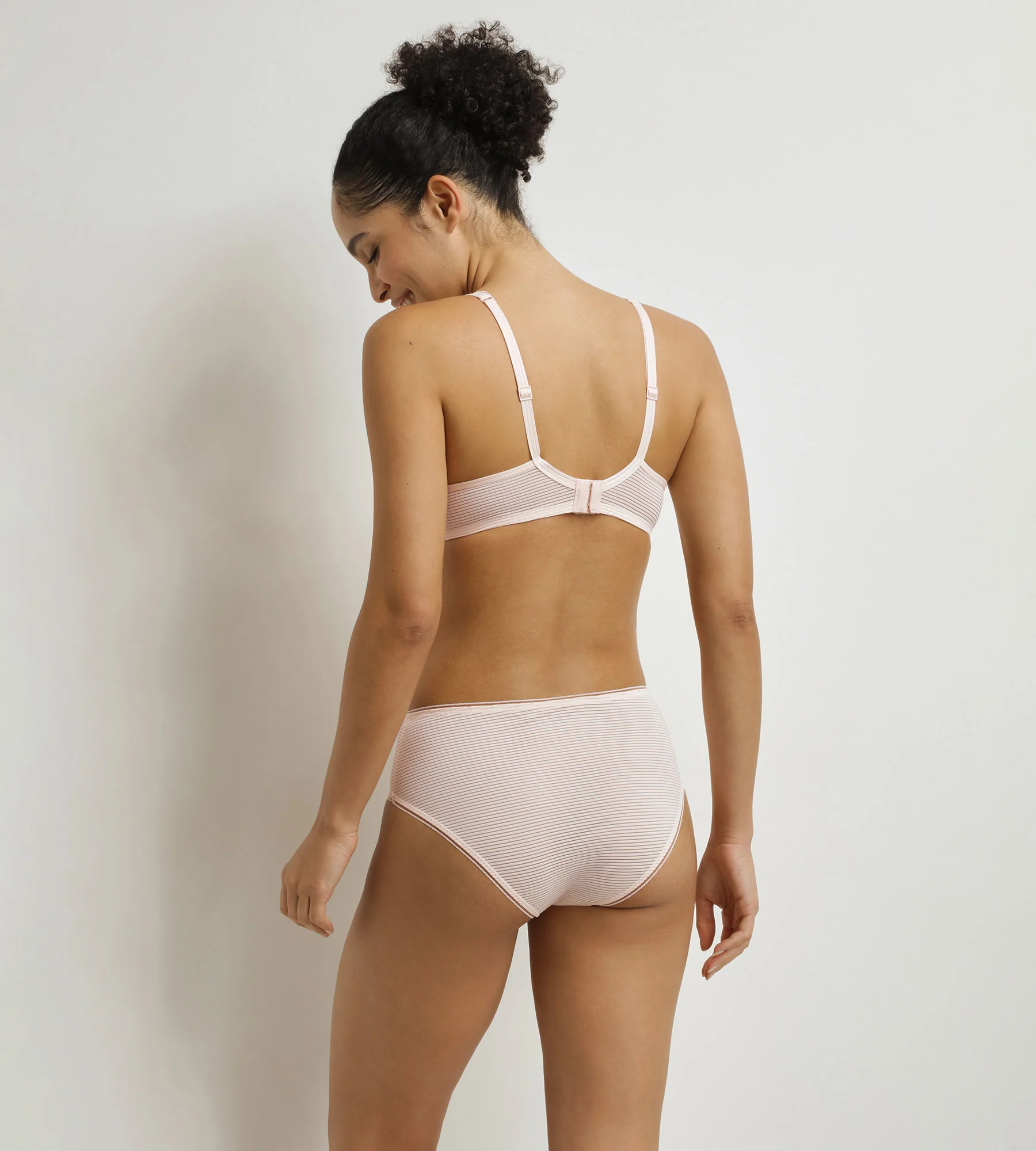 Soutien-gorge emboîtant Rose Dim x Ines de La Fressange - Image 4