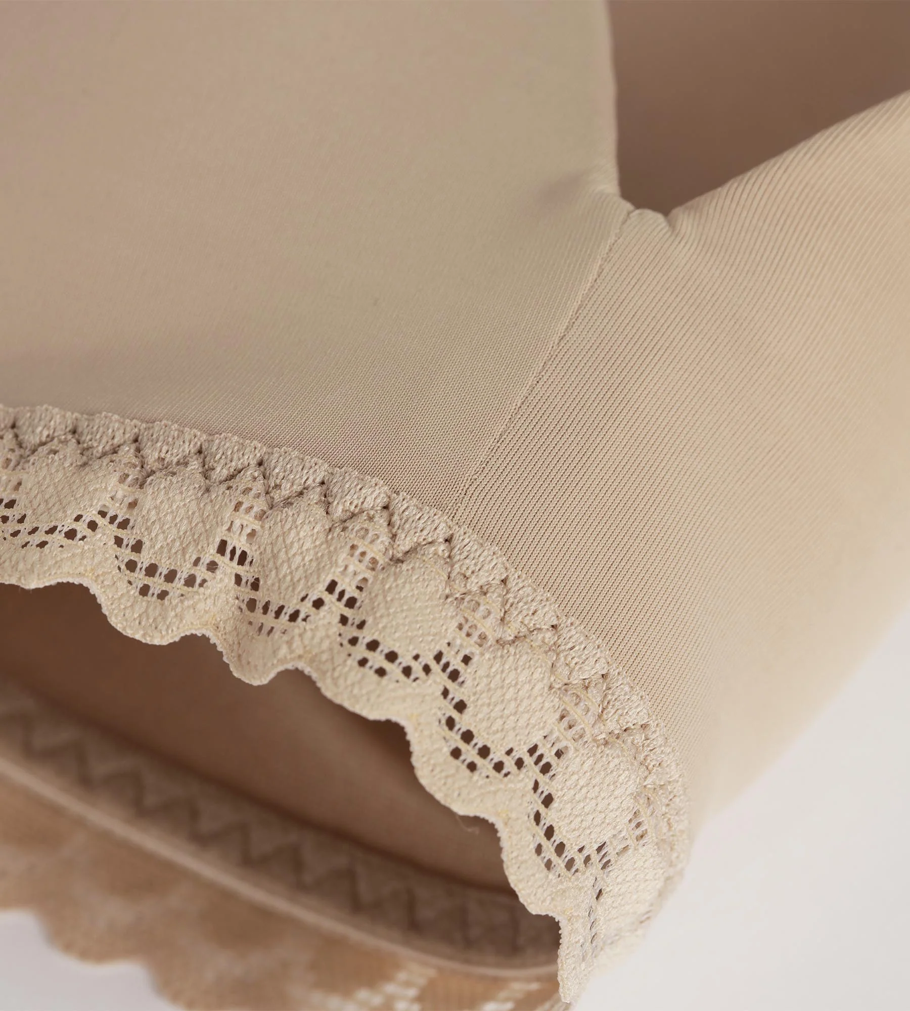 Soutien-gorge fille sans armature microfibre et dentelle Nude Daily - Image 3