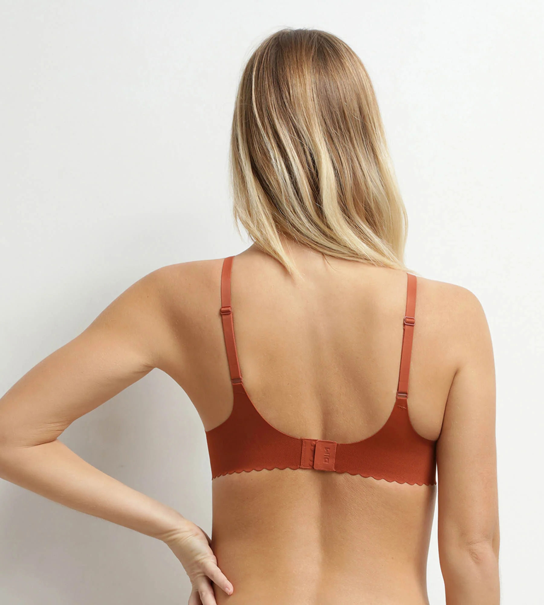 Soutien-gorge foulard à armatures en microfibre brun Body Touch - Image 2