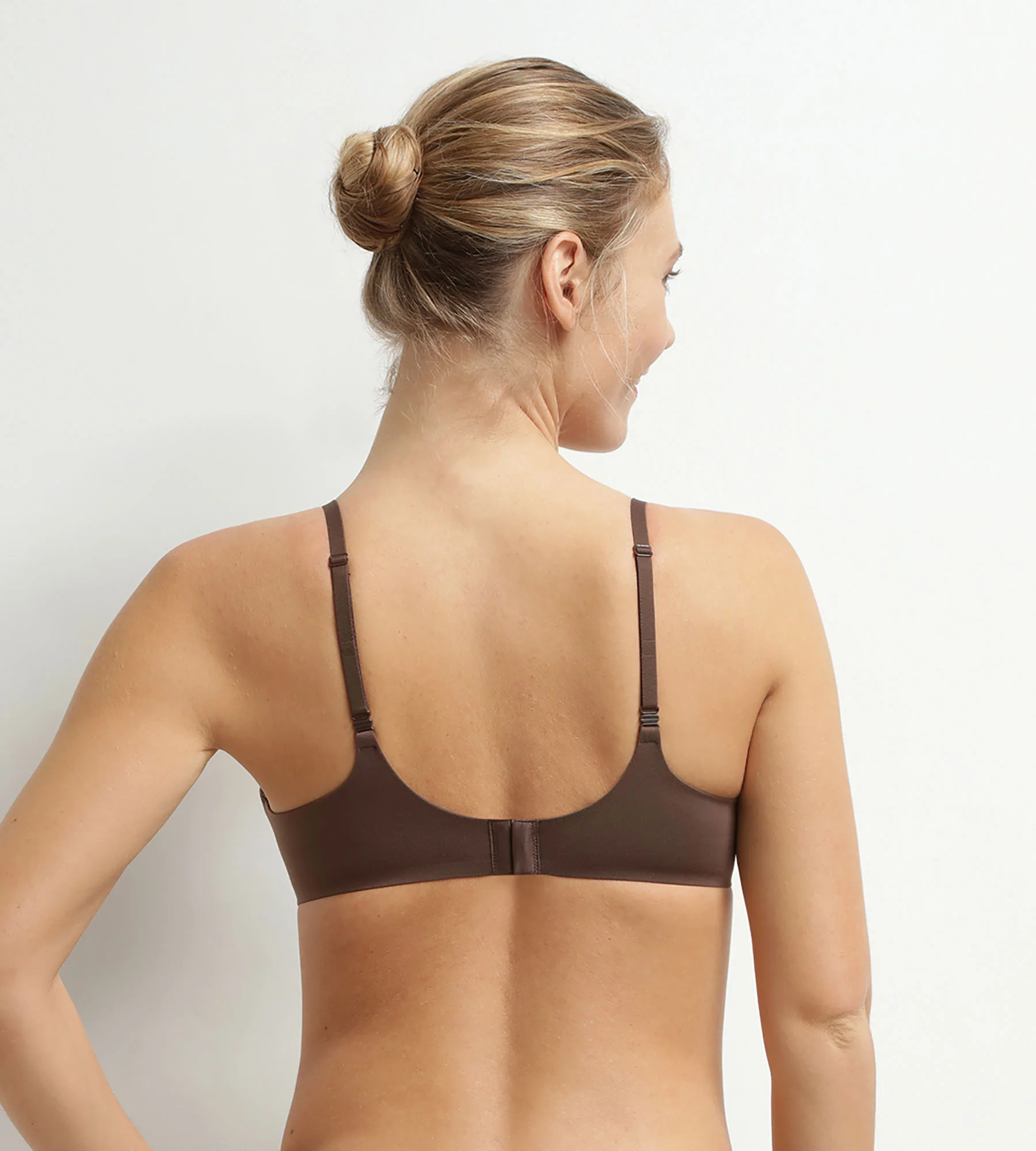 Soutien-gorge paddé sans armature en microfibre Brun Dim Invisible - Image 2