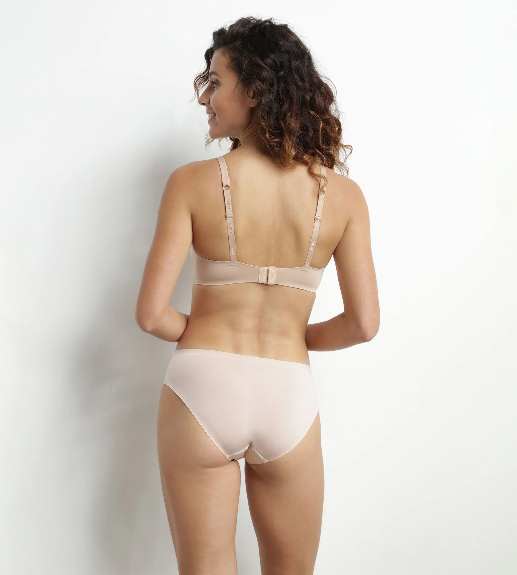 Soutien-gorge triangle ampliforme sans armatures new skin InvisiFree - Image 4