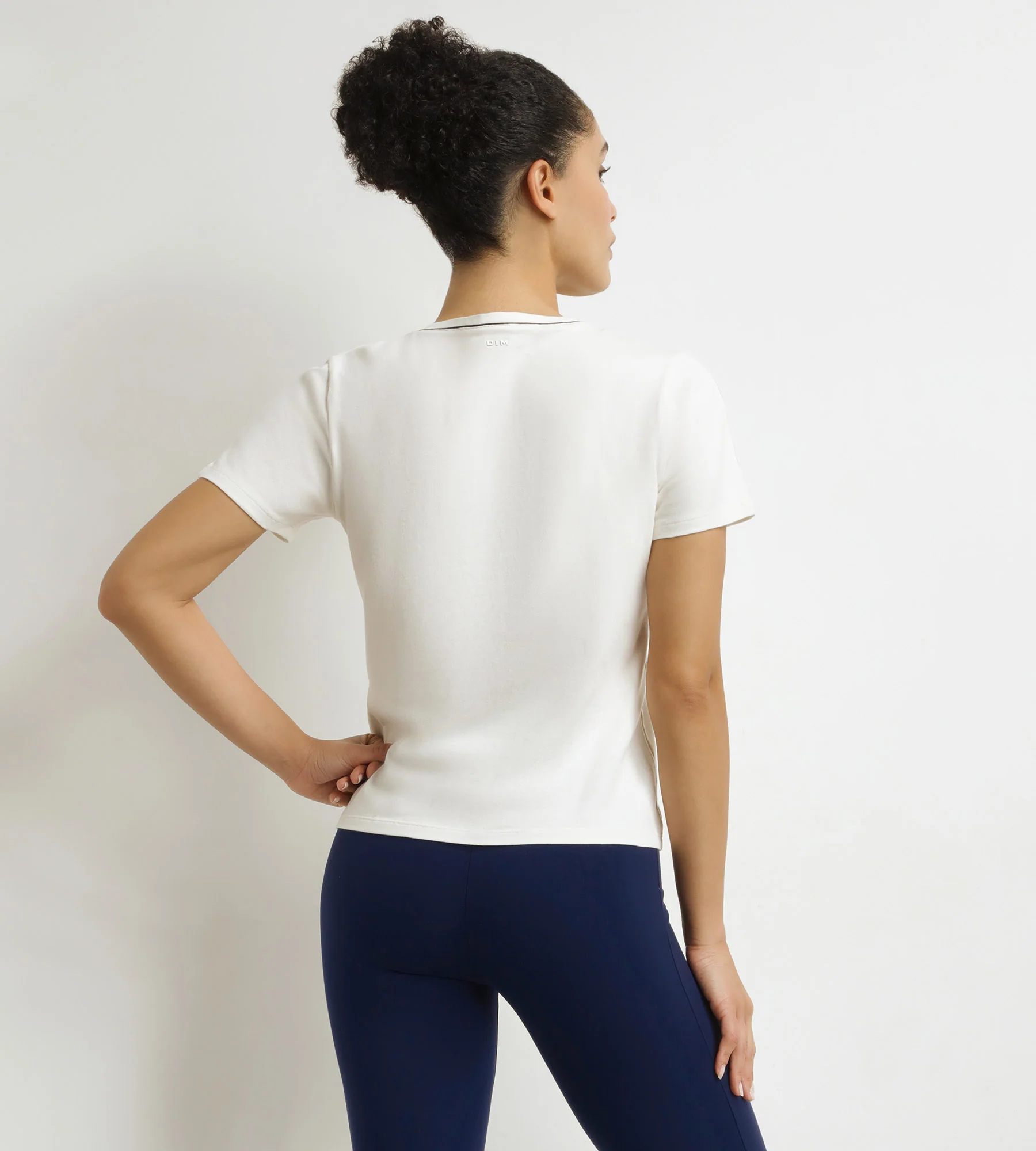 T-shirt de sport femme thermorégulateur en jersey Écru Dim Move - Image 2